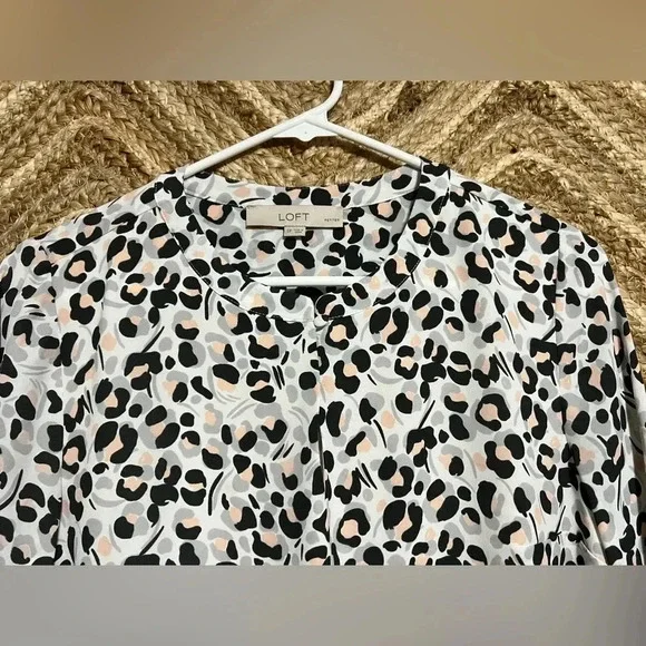 Ann Taylor Loft Women's Petite Long Sleeve Animal Print Mini Dress, Size Small - Picture 4 of 11